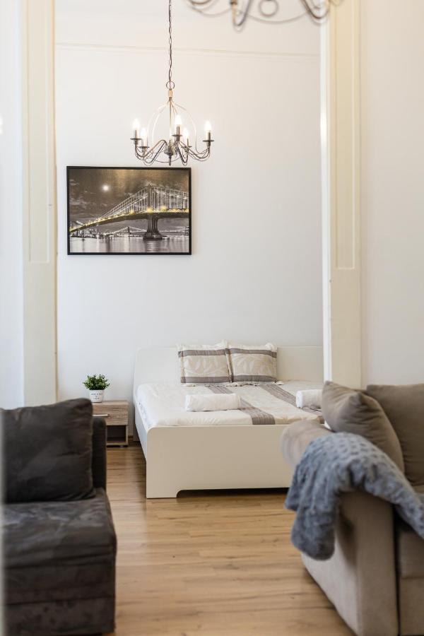 Real Apartments Wesselenyi Budapest Bagian luar foto