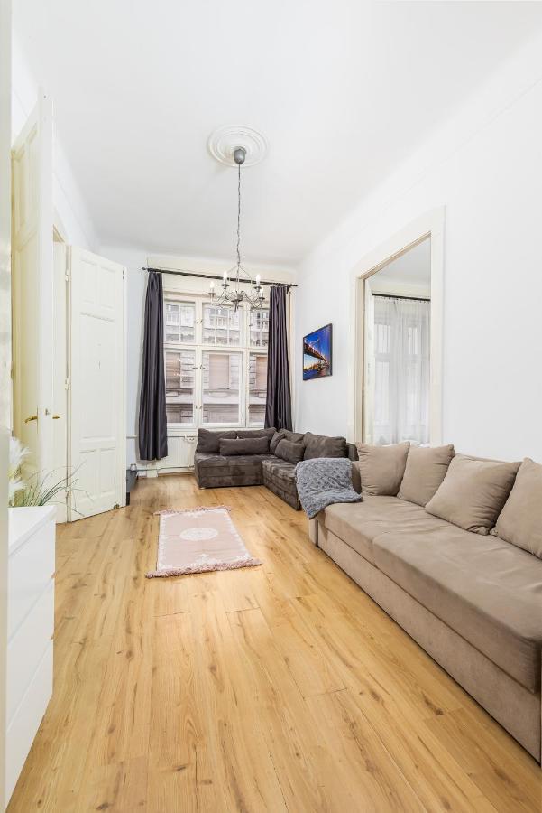Real Apartments Wesselenyi Budapest Bagian luar foto