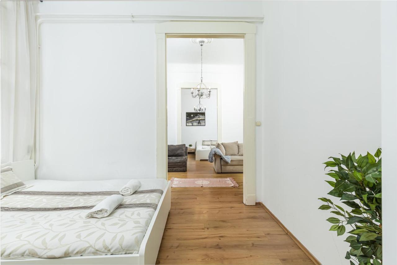 Real Apartments Wesselenyi Budapest Bagian luar foto
